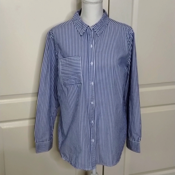 Cato Est 1946 women's large blue/white pin striped button down long sleeve - Picture 1 of 11